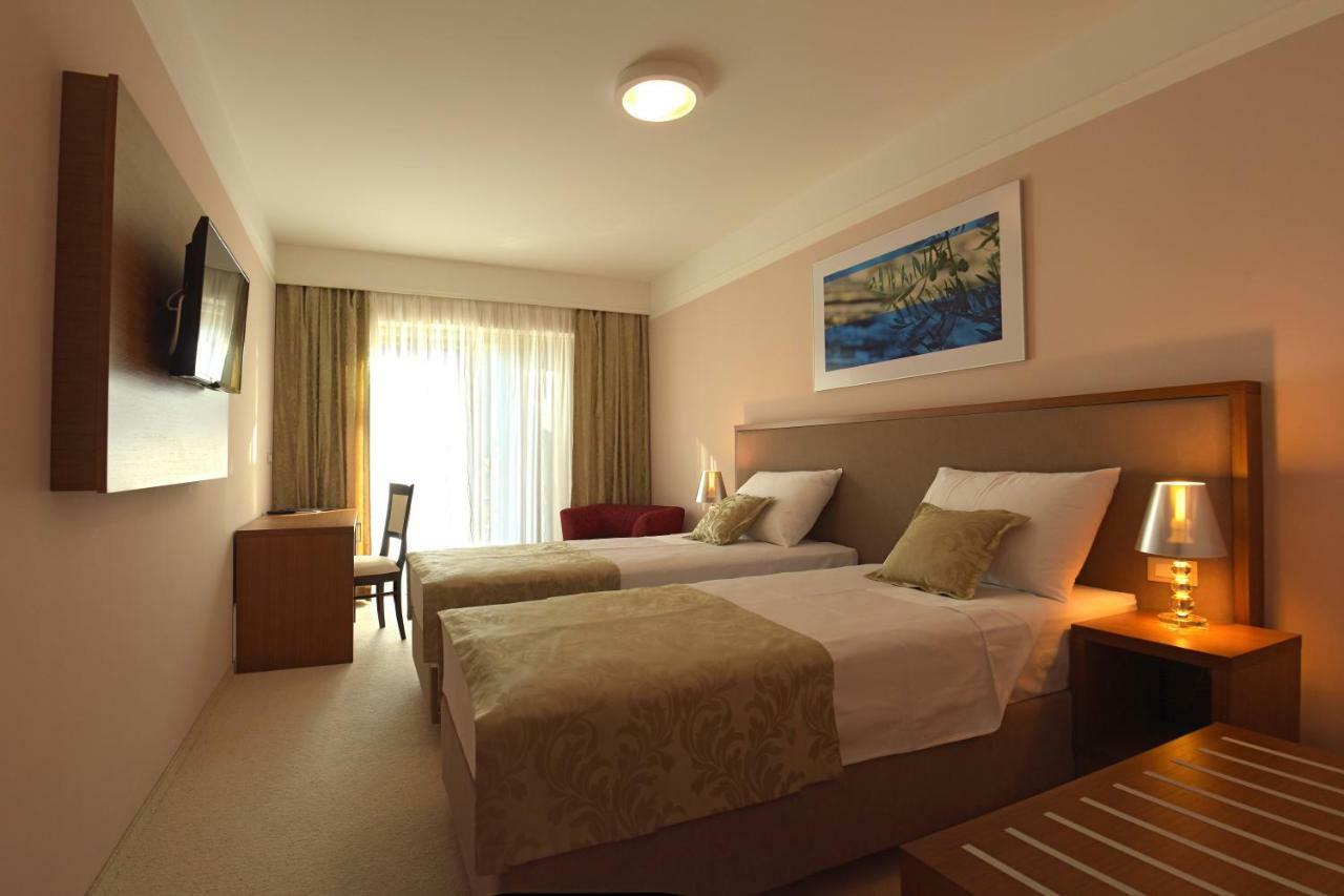 Hotel Bonaca Скрадин Экстерьер фото
