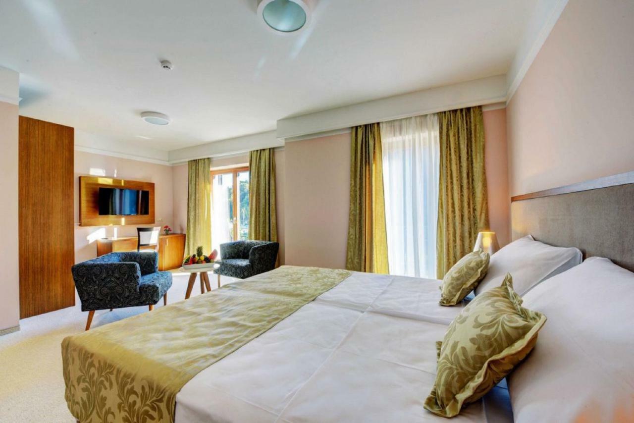 Hotel Bonaca Скрадин Экстерьер фото
